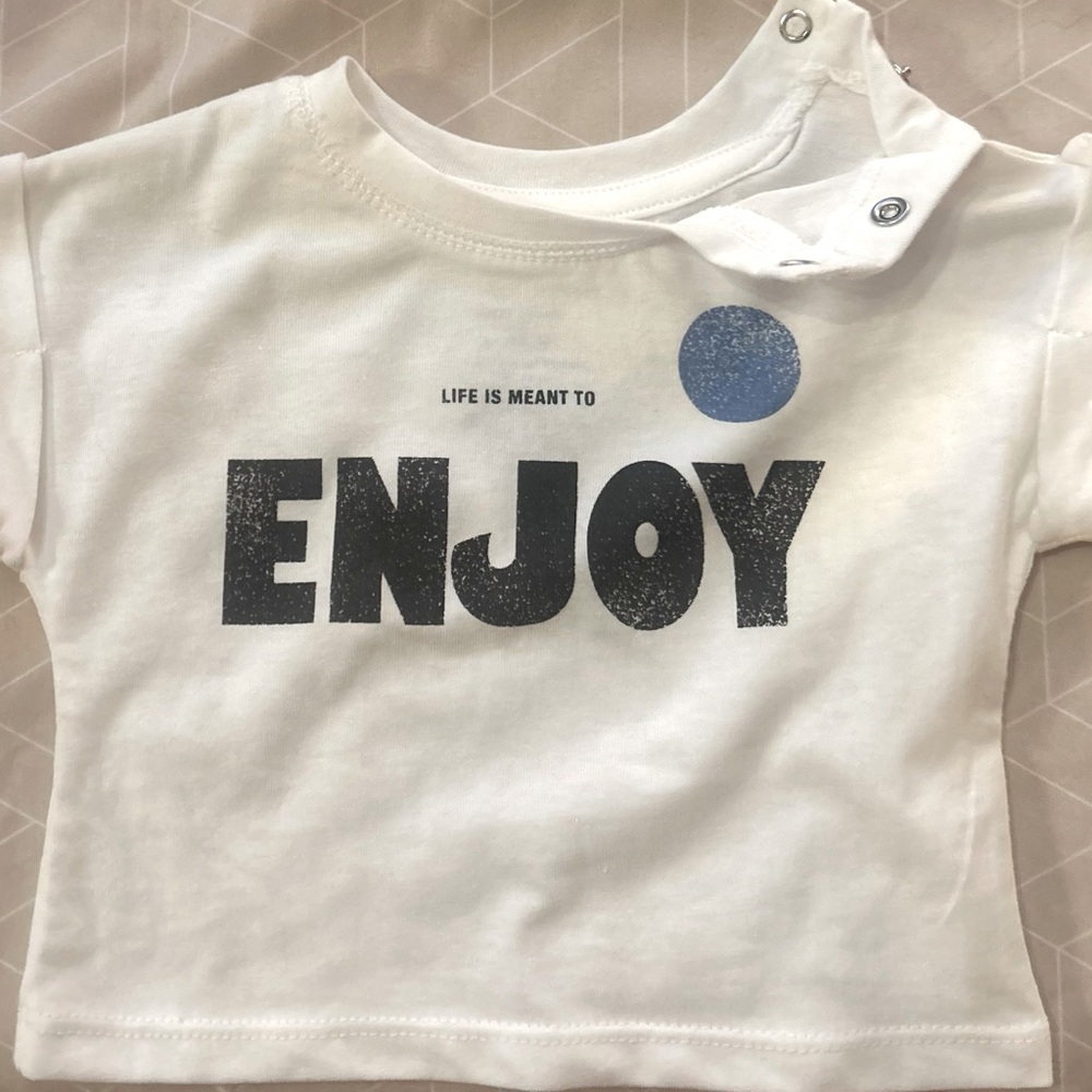 💫NWT GRAYSON mini Hello Baby Short Sleeve Tee w Graphic Happy face Print
